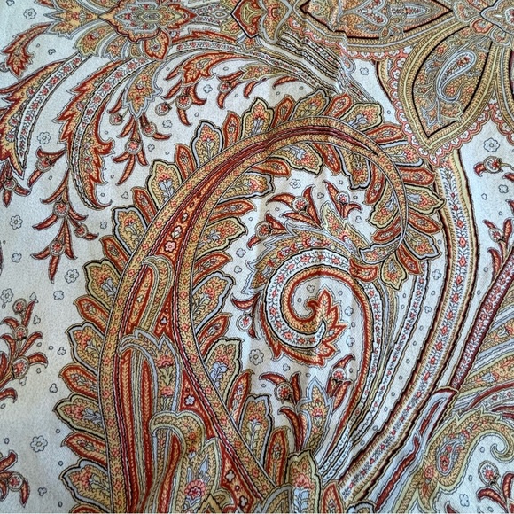 Maison d Hermine Paisley tablecloth - Picture 2 of 9